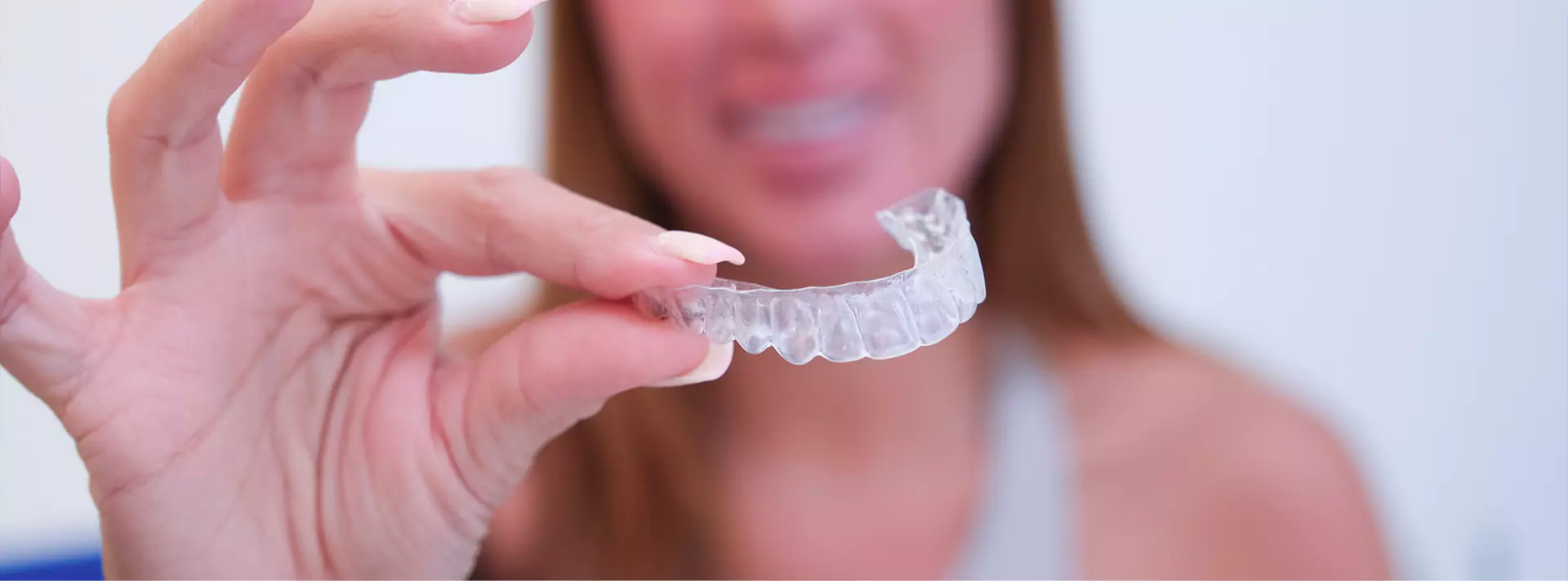 Invisalign Leeds | Leeds Dental Implant & Cosmetic Clinic | Clear ...